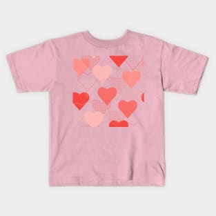 Lots of hearts in  a pink and red pattern Kids T-Shirt